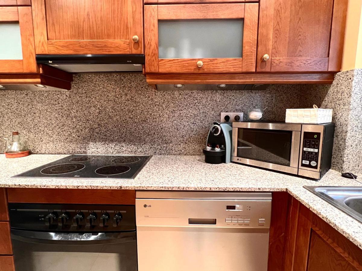 Apartament De La Vall Ferrera - L'Amfitriona Areu Exteriör bild